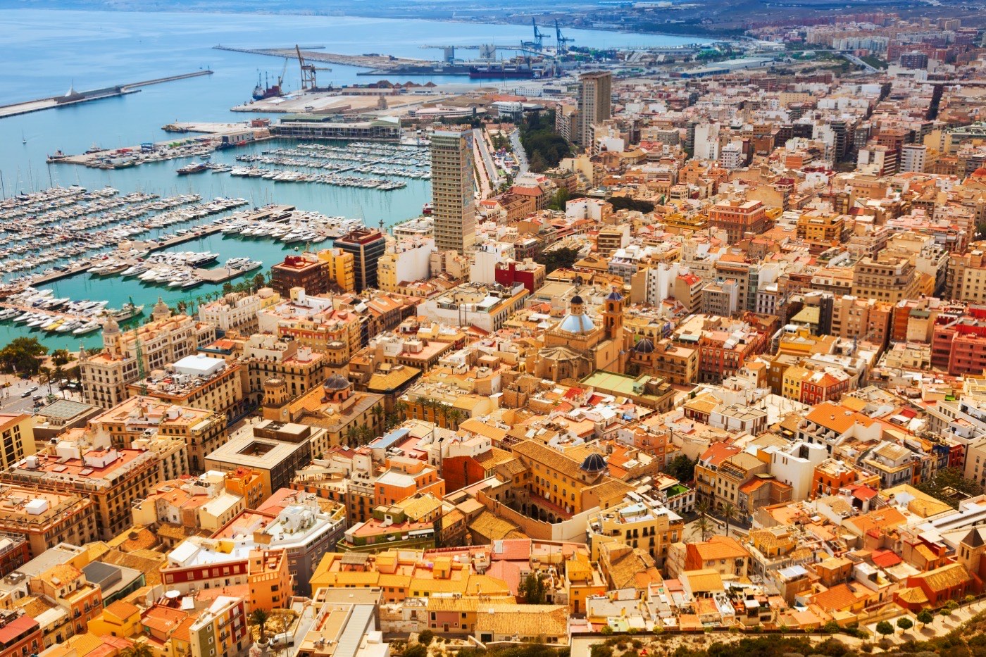 Puerto de Alicante, España